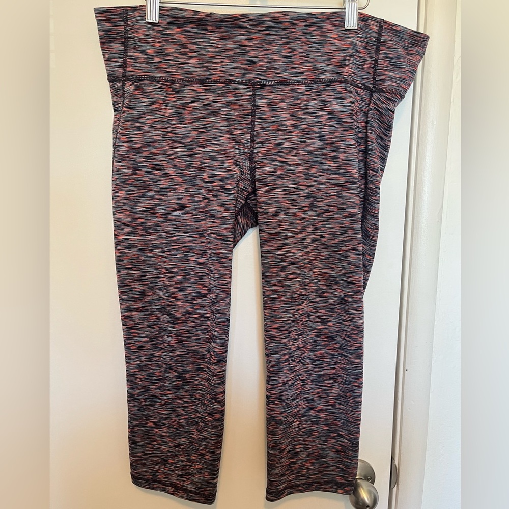 (3/$10) Gap GapFit GFast capri leggings